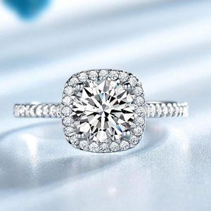 ROUND WHITE CUBIC ZIRCONIA RING